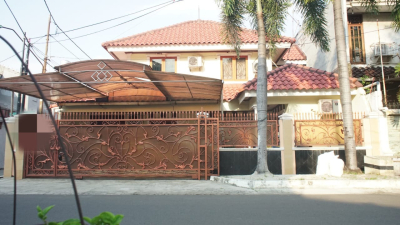 Rumah Siap Huni dalam Komplek dekat LRT Rawamangun